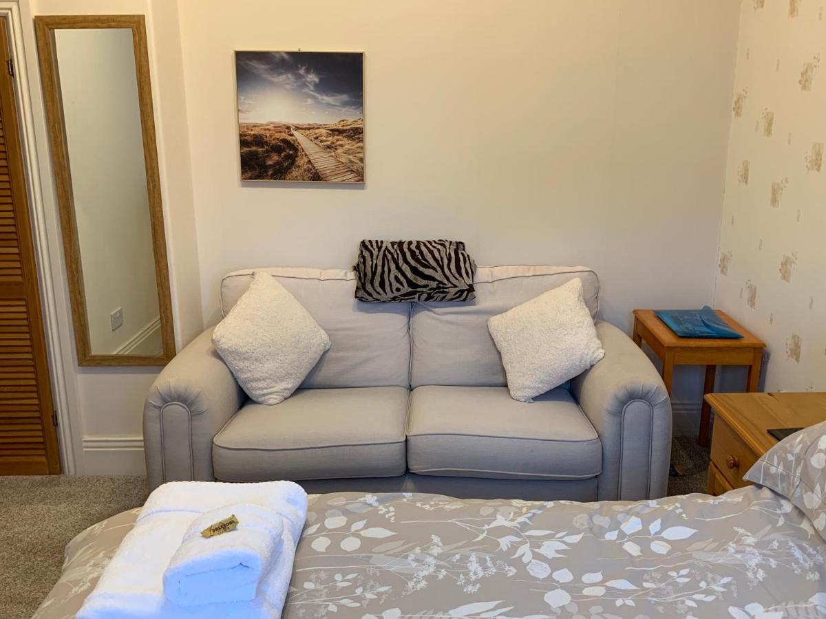 Bagshaw Bed & Breakfast Бринлингтон Экстерьер фото